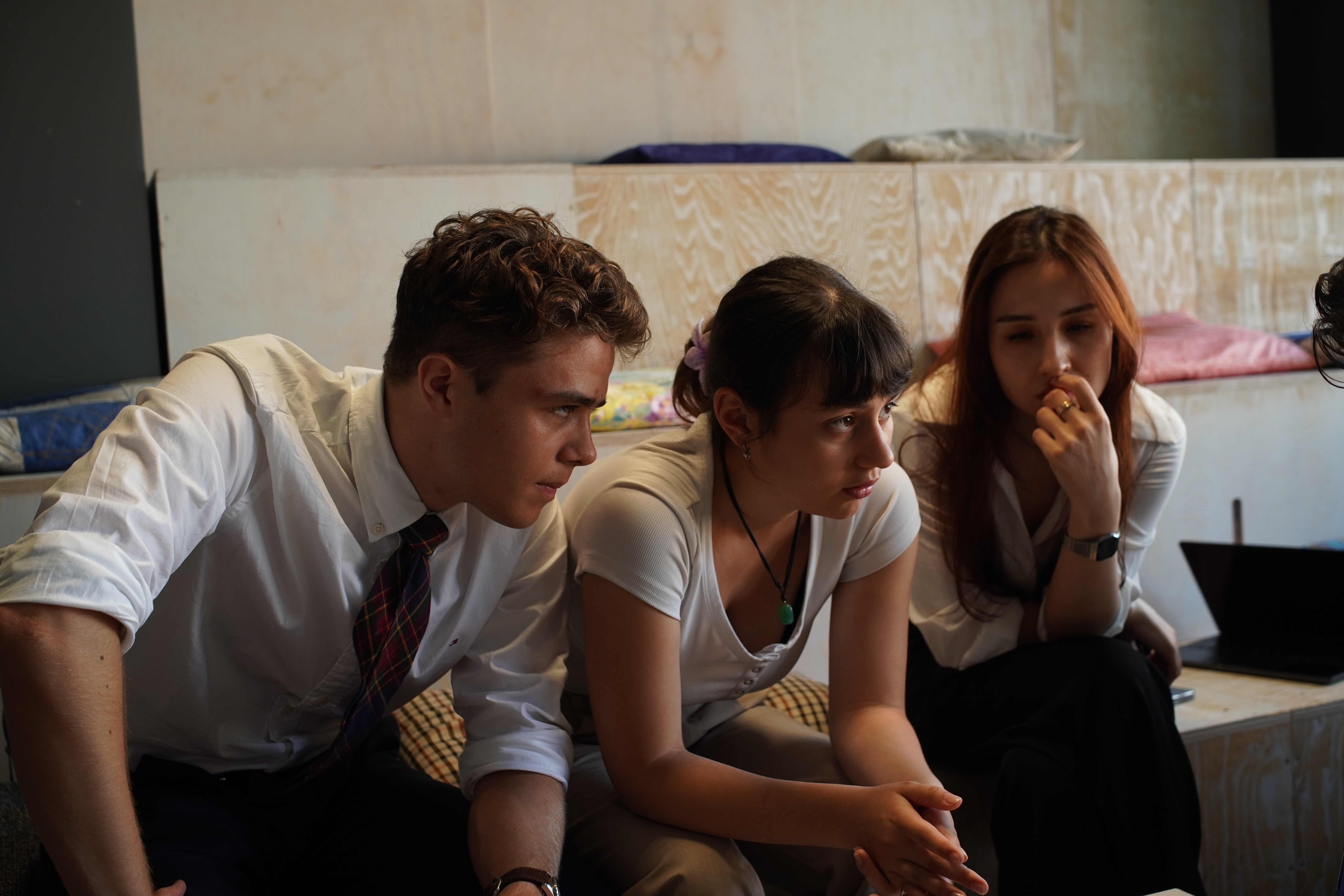 Marika Pescosolido collaborating with fellow students